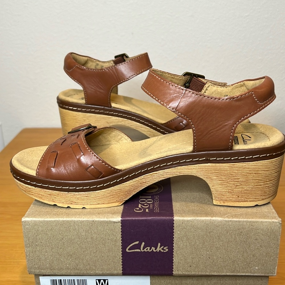 Clark’s Preslet Stone Retro Style Sandals